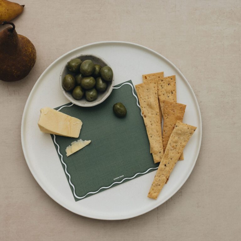 Manor Road Linen Scallop Olive & White Cheese Board Presentation Cards - 8pk